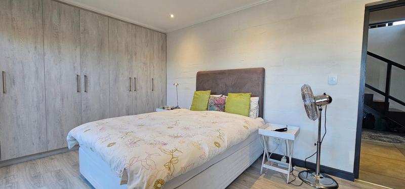 3 Bedroom Property for Sale in Calypso Beach Western Cape